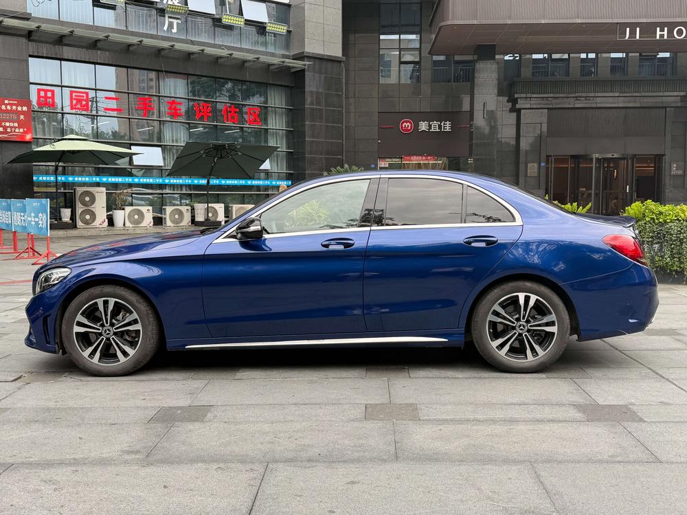Mercedes-Benz Mercedes-Benz C-Class