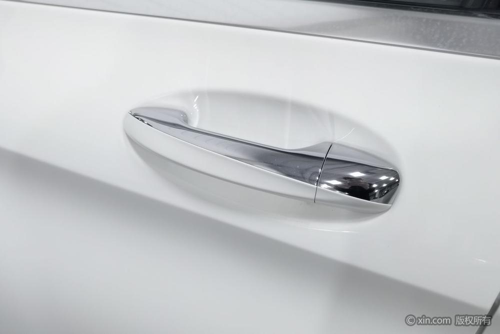 Mercedes-Benz Mercedes-Benz C-Class
