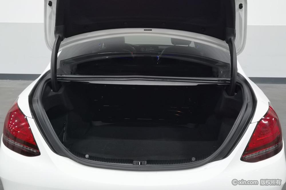Mercedes-Benz Mercedes-Benz C-Class