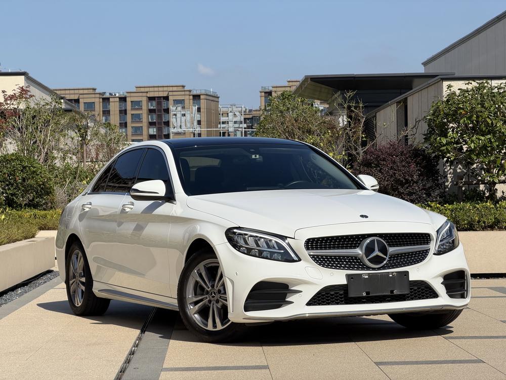 Mercedes-Benz Mercedes-Benz C-Class