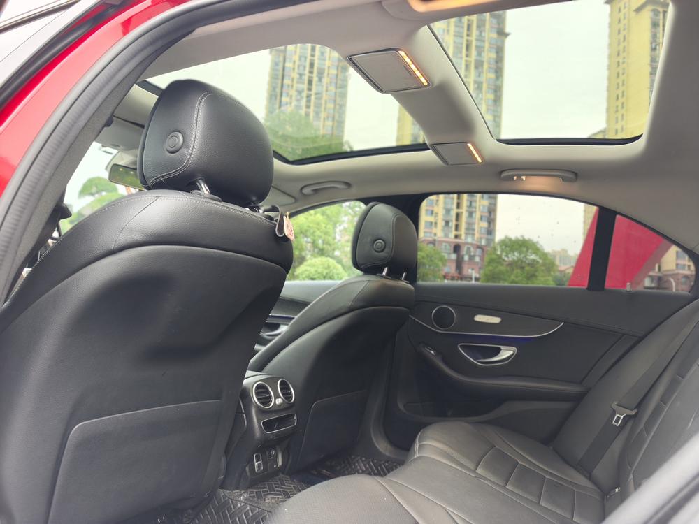 Mercedes-Benz Mercedes-Benz C-Class
