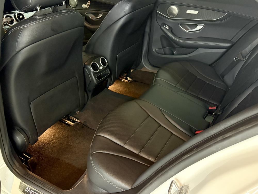 Mercedes-Benz Mercedes-Benz C-Class