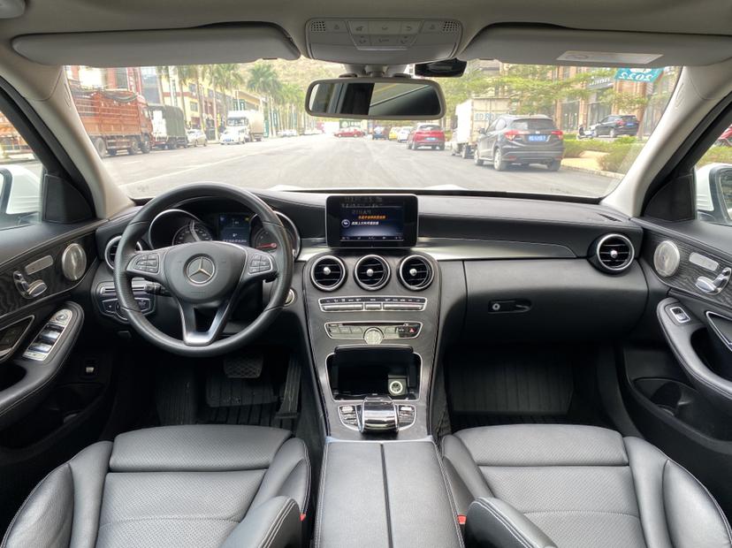 Mercedes-Benz Mercedes-Benz C-Class