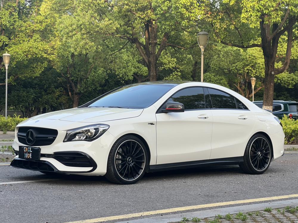 Mercedes-Benz Mercedes-Benz CLA AMG