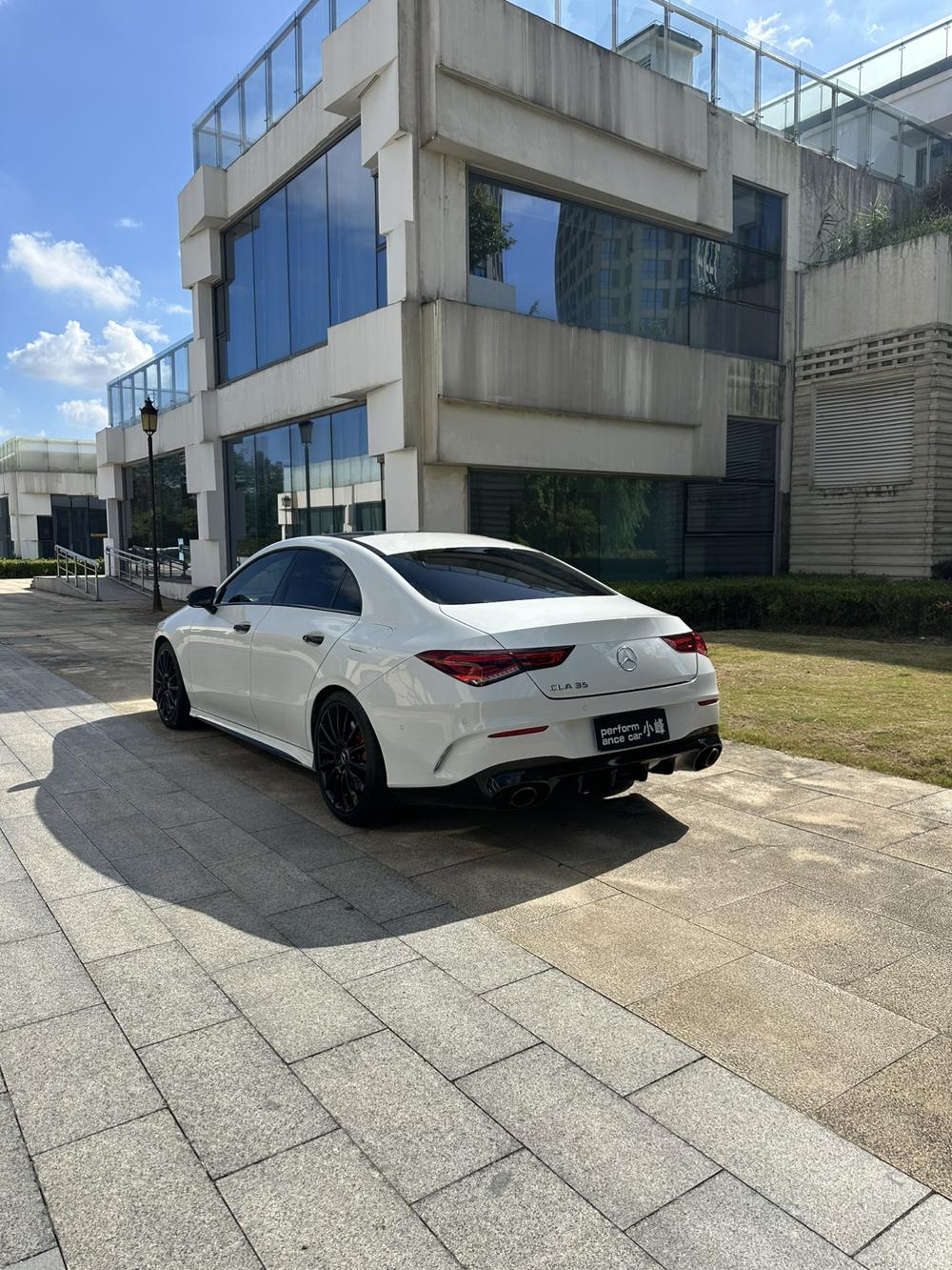 Mercedes-Benz Mercedes-Benz CLA AMG