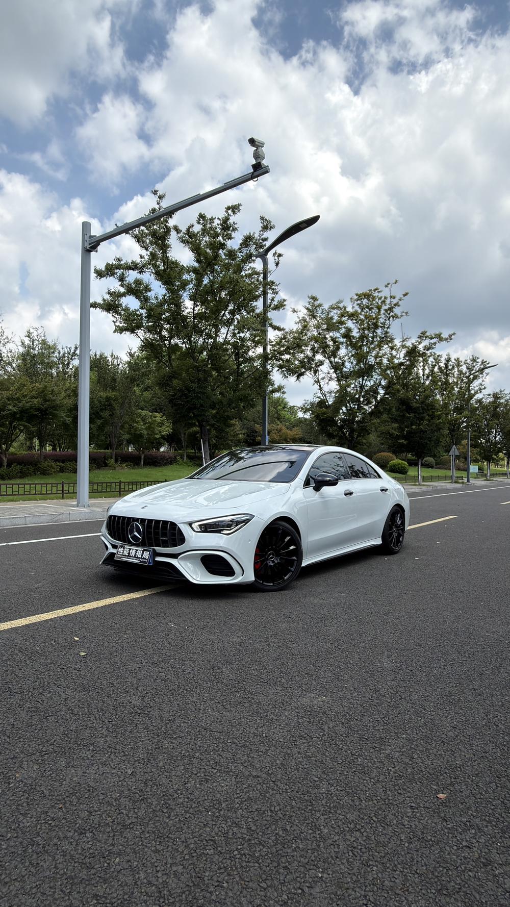 Mercedes-Benz Mercedes-Benz CLA AMG