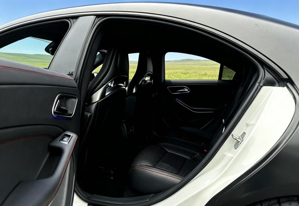 Mercedes-Benz Mercedes-Benz CLA AMG