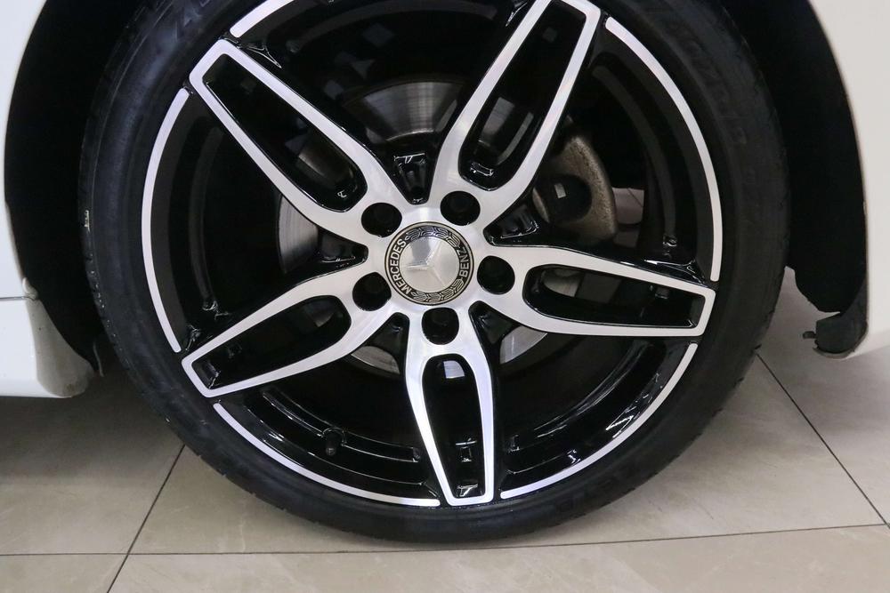 Mercedes-Benz Mercedes-Benz CLA (Import)