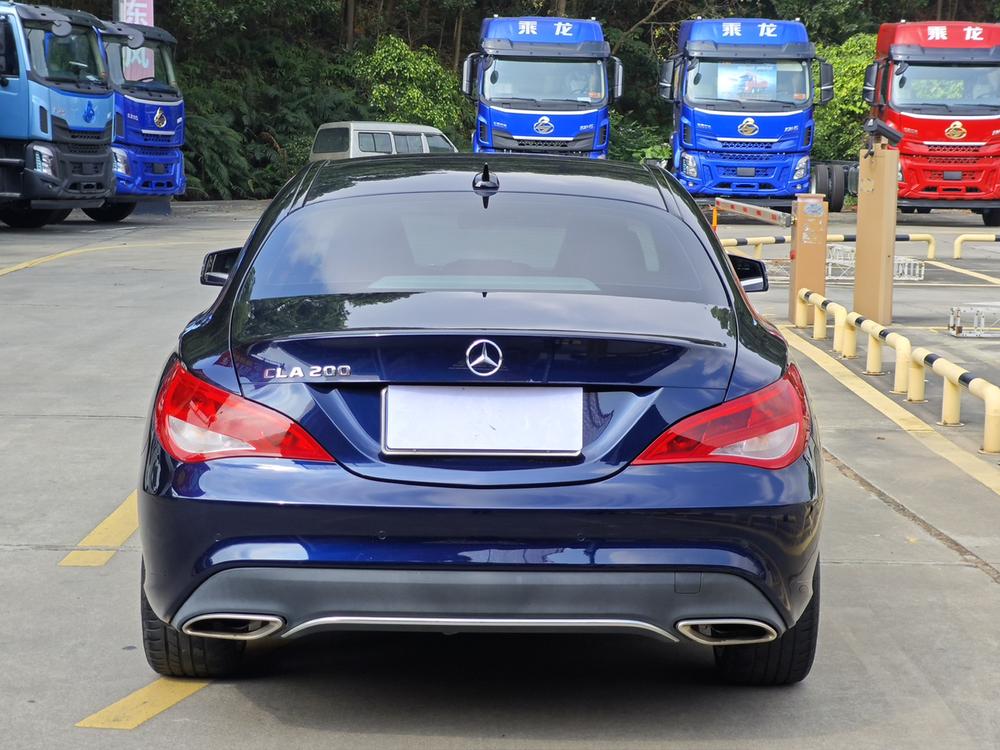 Mercedes-Benz Mercedes-Benz CLA (Import)