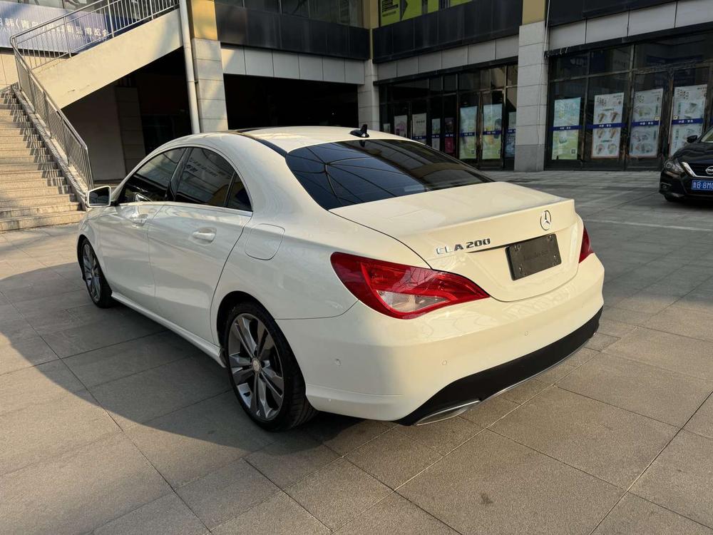 Mercedes-Benz Mercedes-Benz CLA (Import)