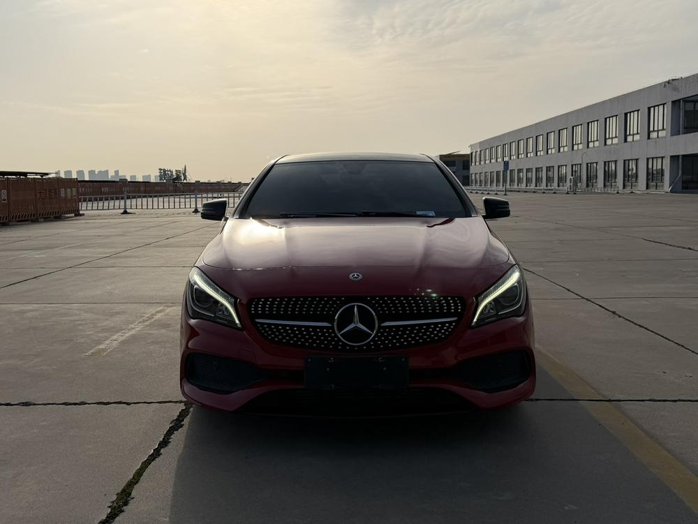 Mercedes-Benz Mercedes-Benz CLA (Import)