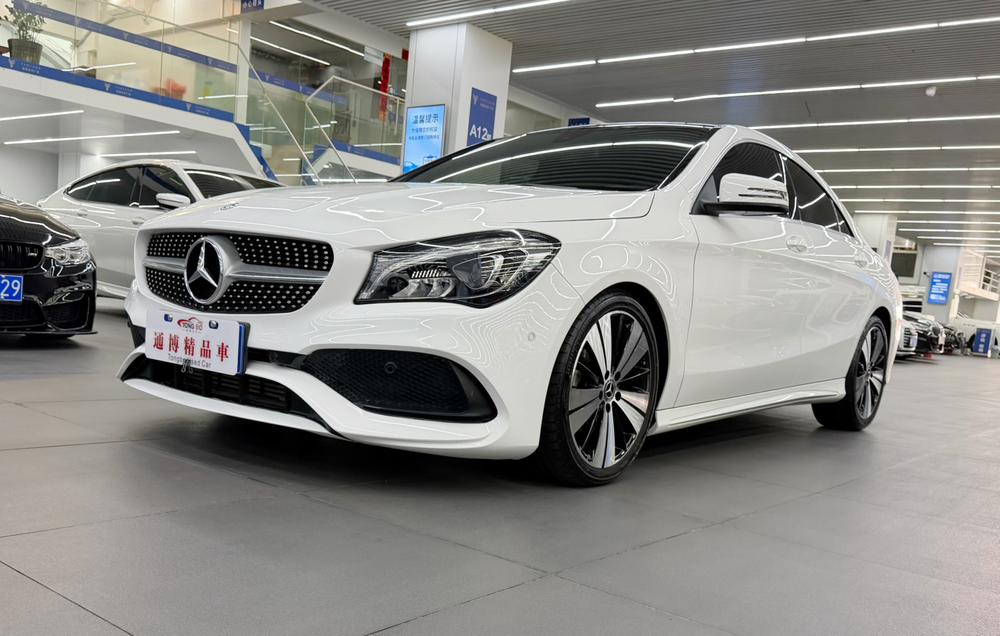 Mercedes-Benz Mercedes-Benz CLA (Import)