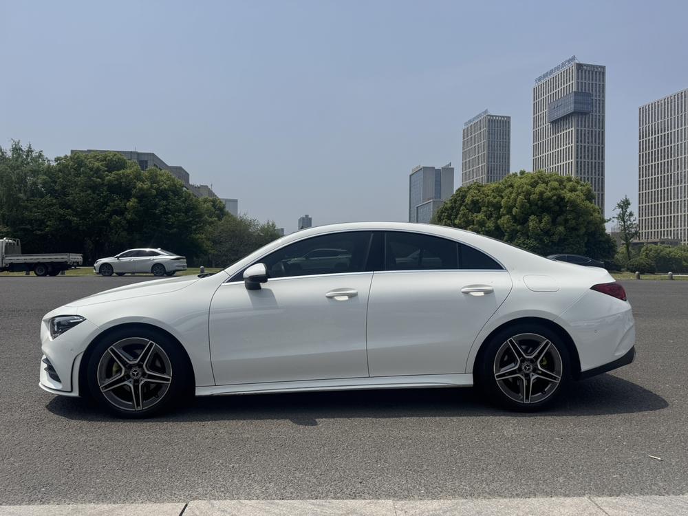 Mercedes-Benz Mercedes-Benz CLA (Import)