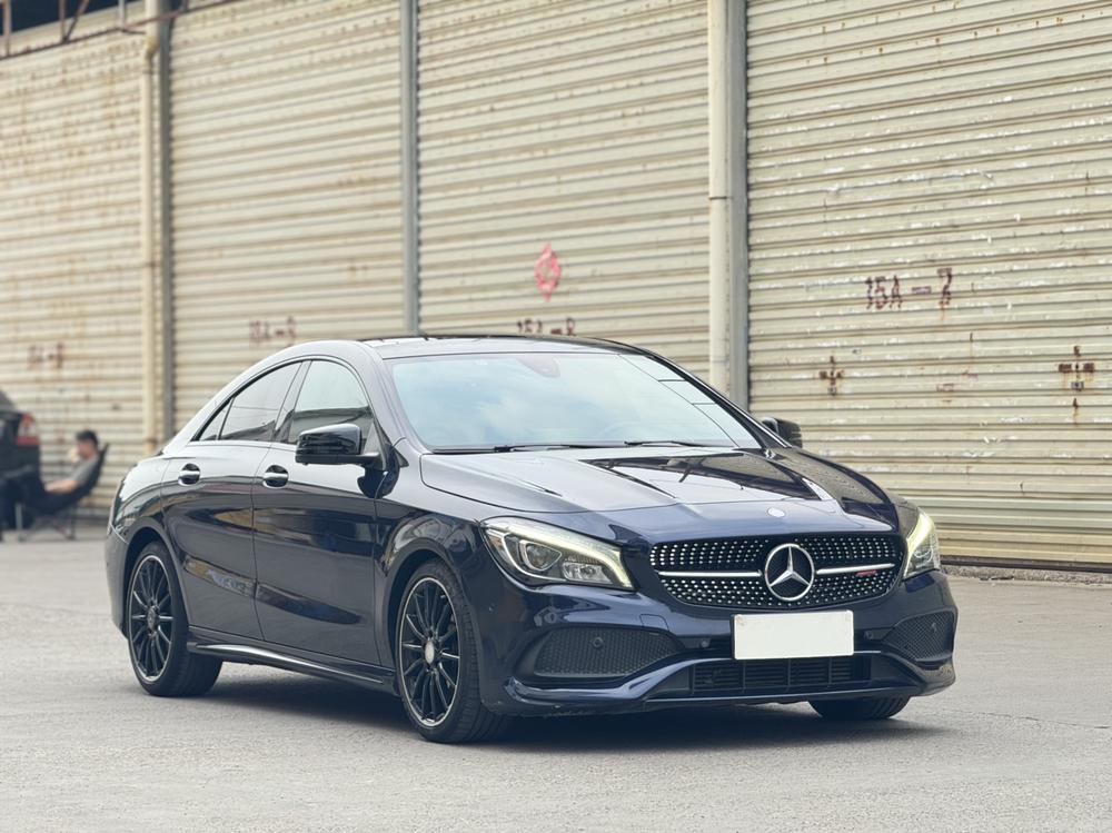 Mercedes-Benz Mercedes-Benz CLA (Import)