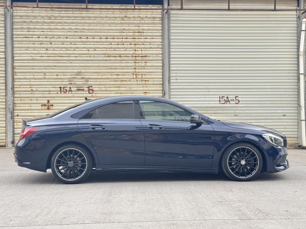 Mercedes-Benz Mercedes-Benz CLA (Import)