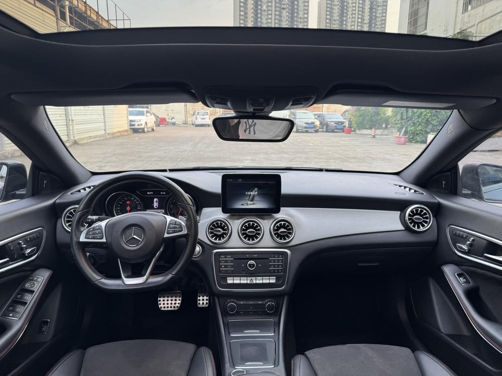 Mercedes-Benz Mercedes-Benz CLA (Import)