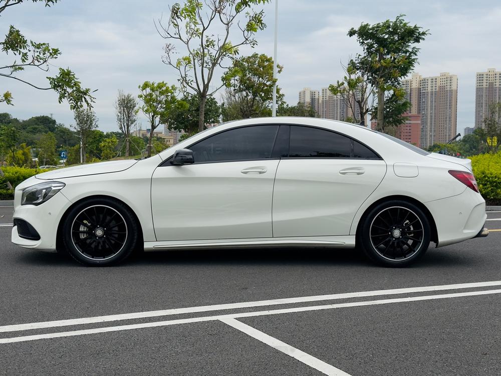 Mercedes-Benz Mercedes-Benz CLA (Import)