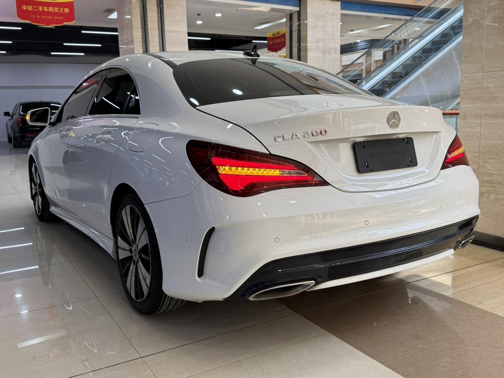 Mercedes-Benz Mercedes-Benz CLA (Import)