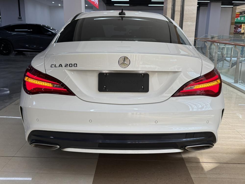Mercedes-Benz Mercedes-Benz CLA (Import)