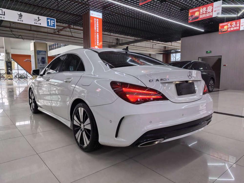 Mercedes-Benz Mercedes-Benz CLA (Import)