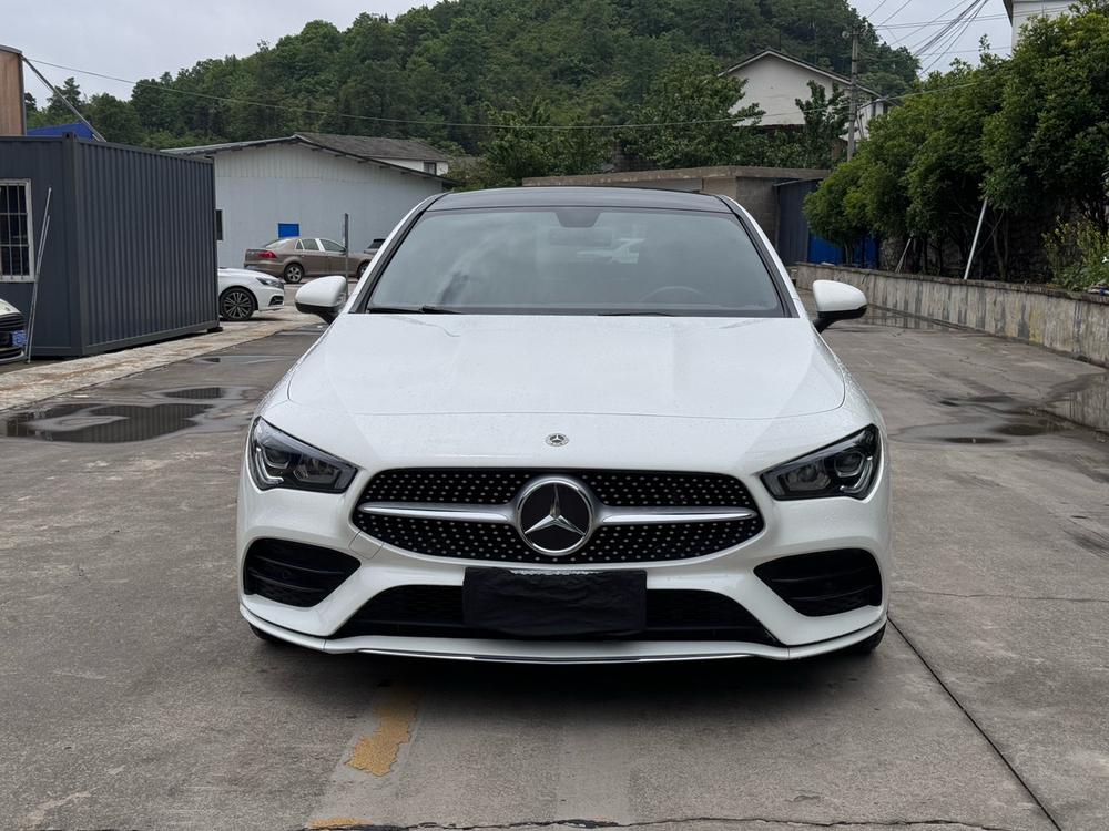 Mercedes-Benz Mercedes-Benz CLA (Import)