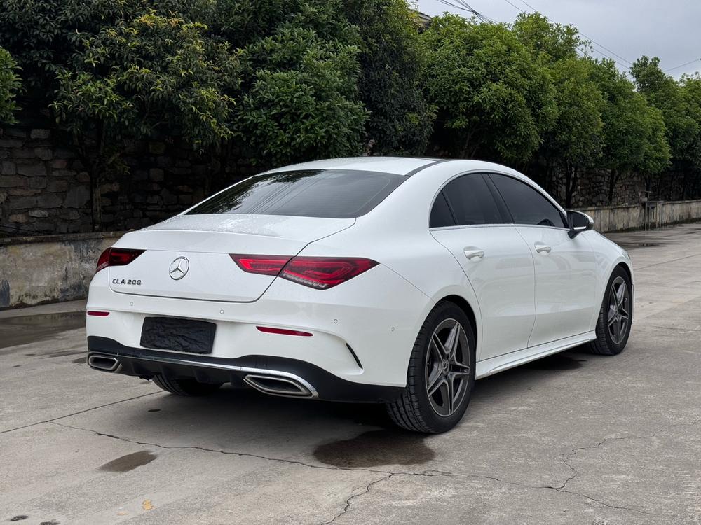 Mercedes-Benz Mercedes-Benz CLA (Import)