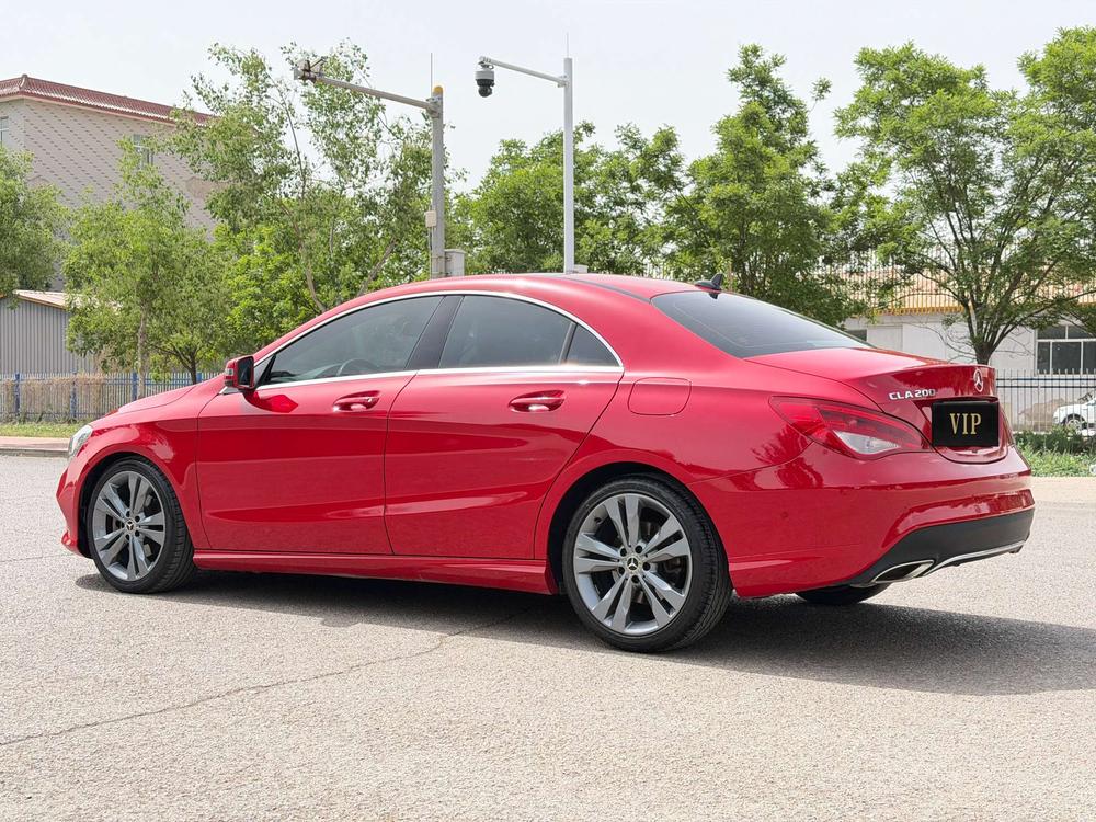 Mercedes-Benz Mercedes-Benz CLA (Import)