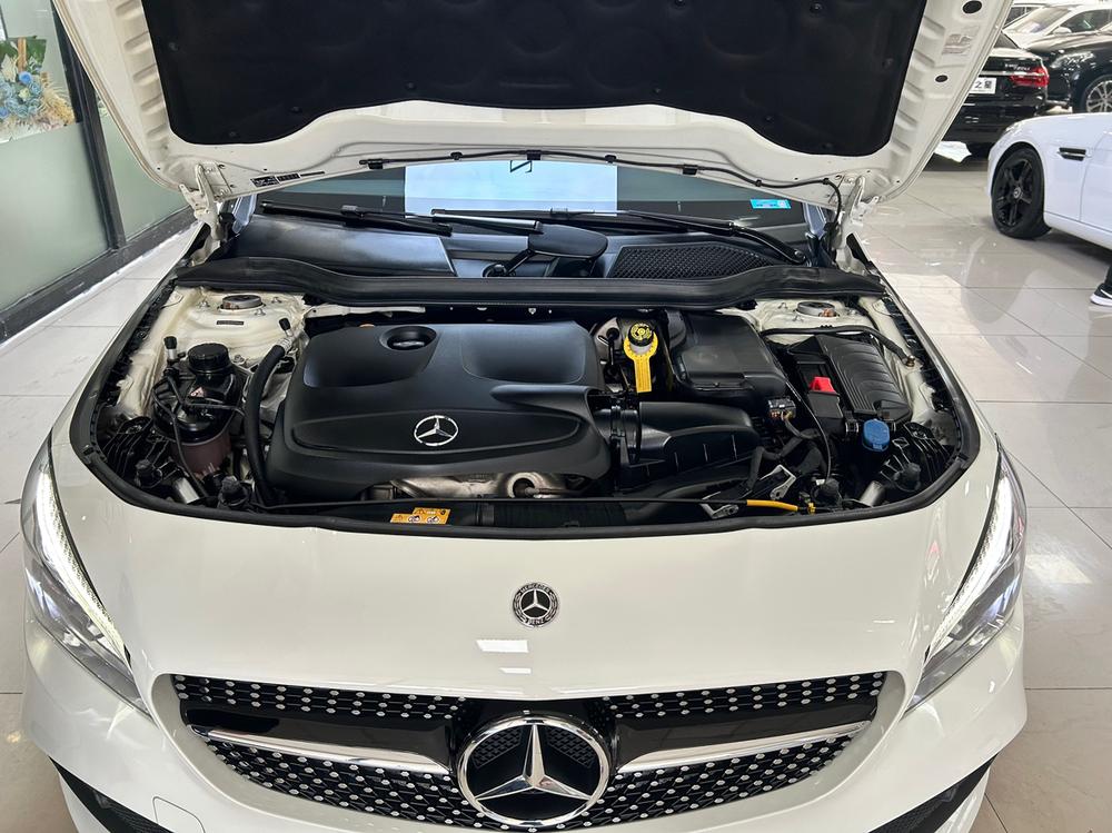 Mercedes-Benz Mercedes-Benz CLA (Import)
