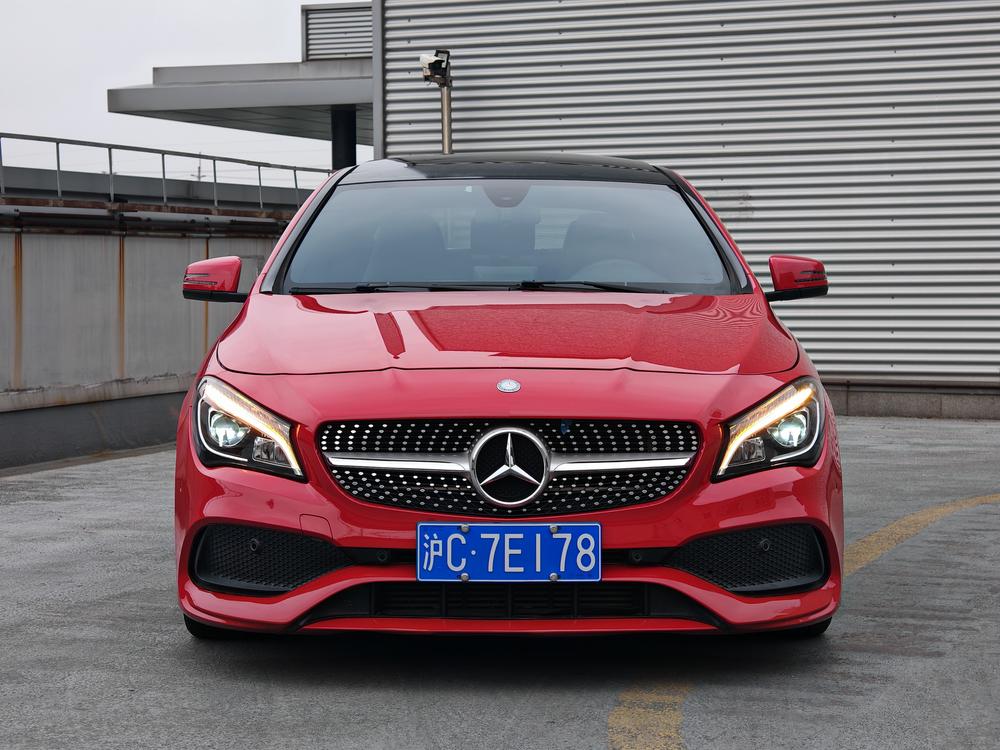 Mercedes-Benz Mercedes-Benz CLA (Import)