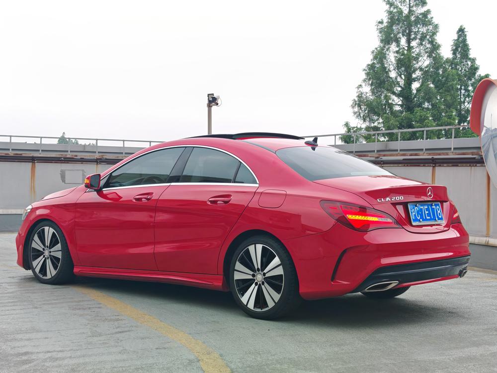 Mercedes-Benz Mercedes-Benz CLA (Import)