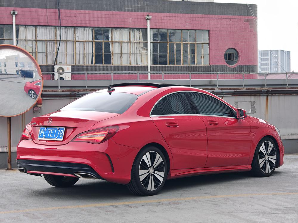 Mercedes-Benz Mercedes-Benz CLA (Import)