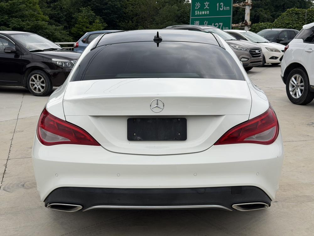 Mercedes-Benz Mercedes-Benz CLA (Import)