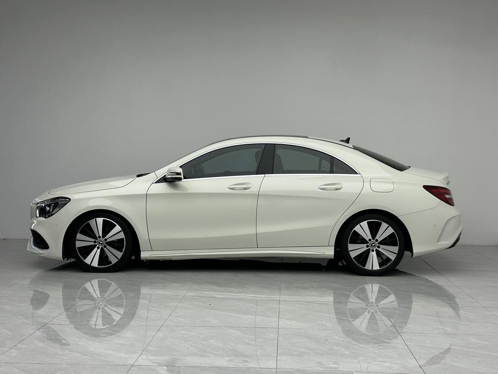Mercedes-Benz Mercedes-Benz CLA (Import)