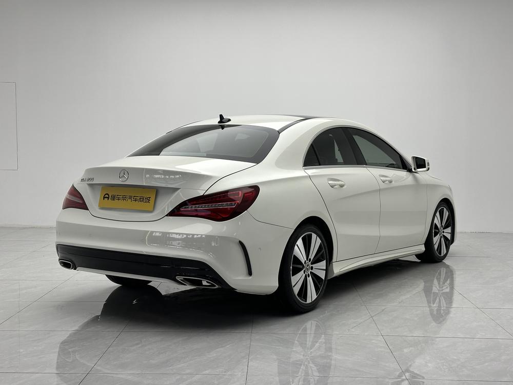 Mercedes-Benz Mercedes-Benz CLA (Import)