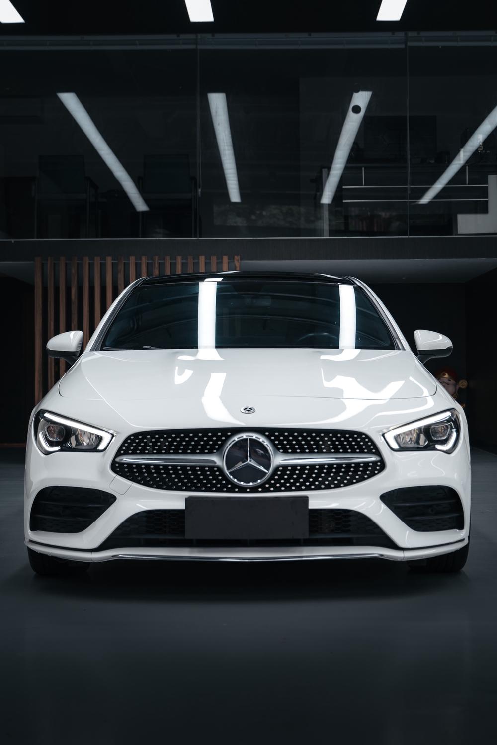 Mercedes-Benz Mercedes-Benz CLA (Import)