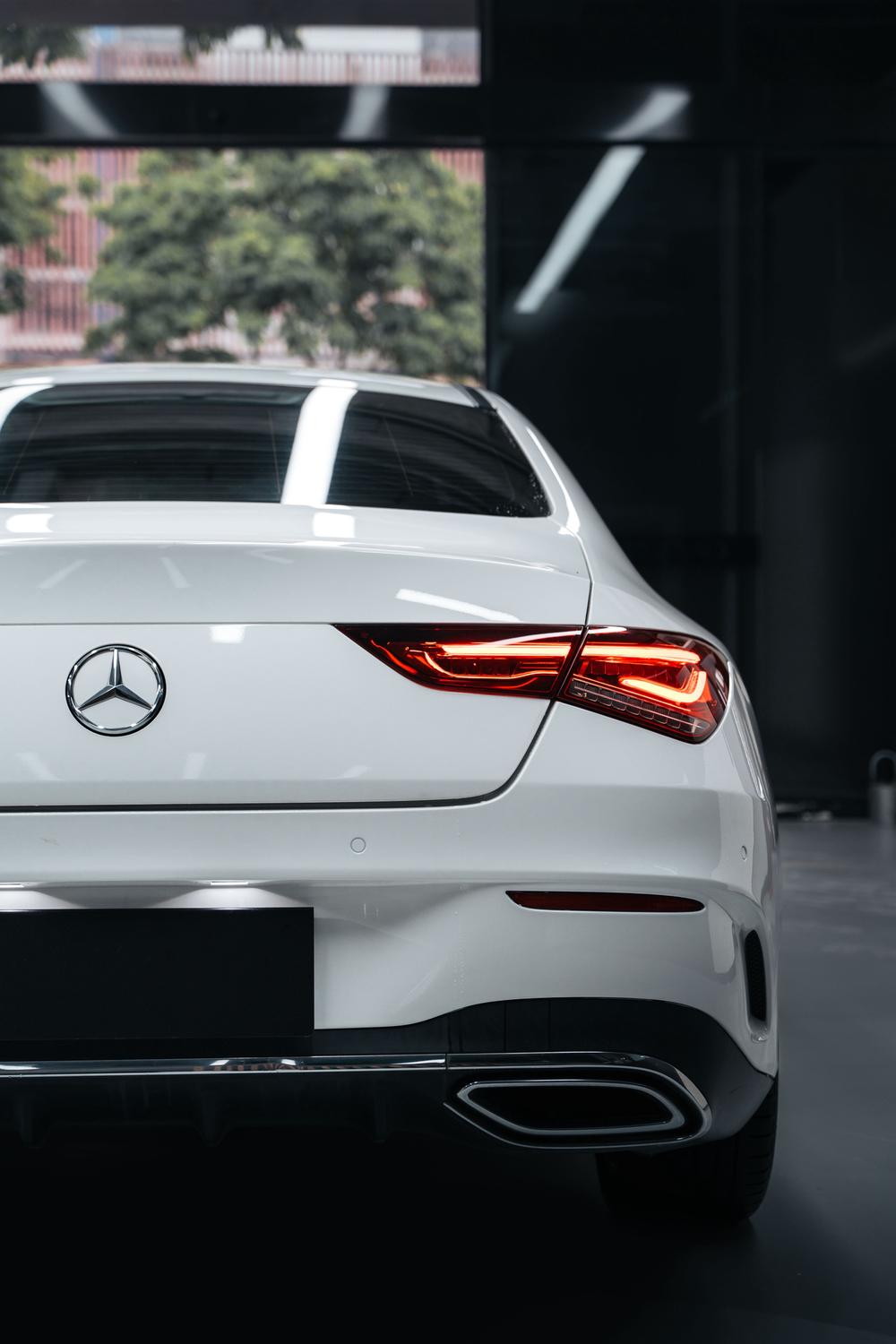 Mercedes-Benz Mercedes-Benz CLA (Import)