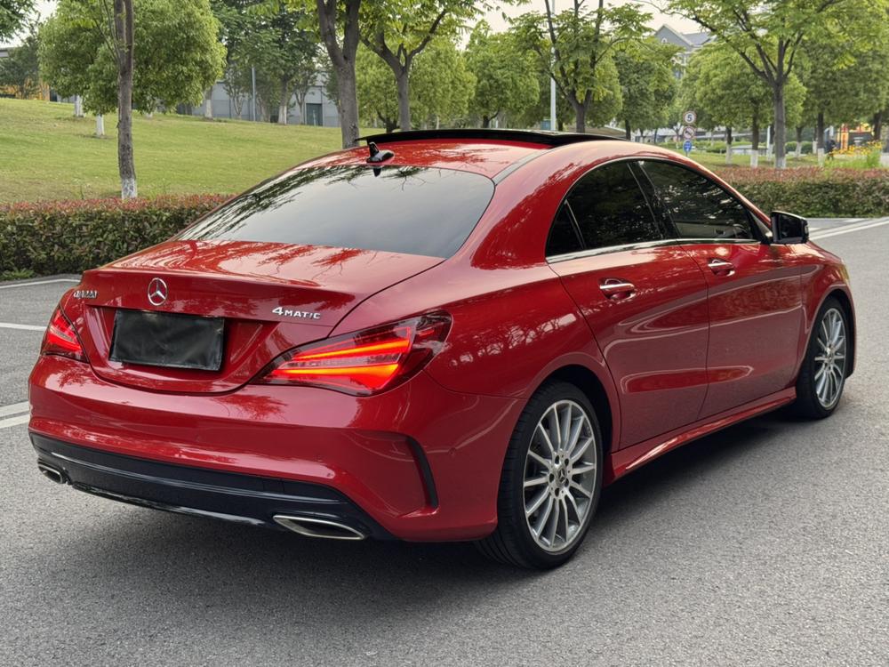 Mercedes-Benz Mercedes-Benz CLA (Import)