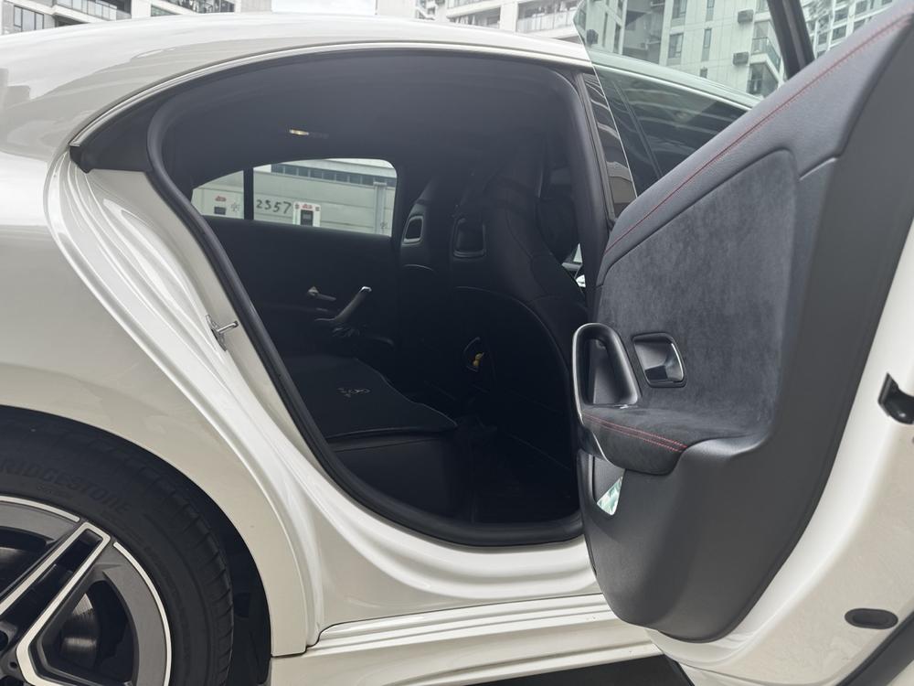Mercedes-Benz Mercedes-Benz CLA (Import)
