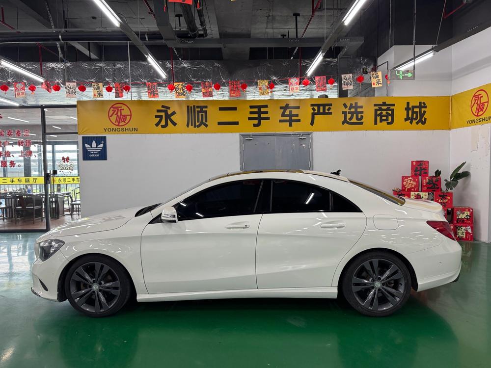 Mercedes-Benz Mercedes-Benz CLA (Import)