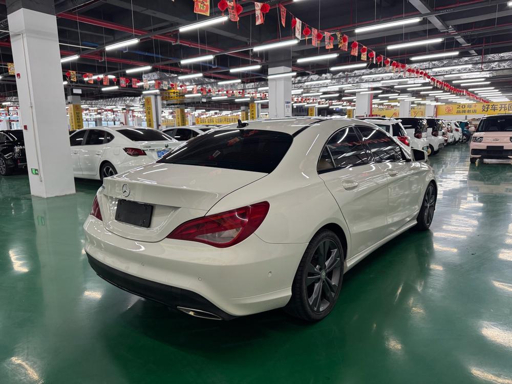 Mercedes-Benz Mercedes-Benz CLA (Import)