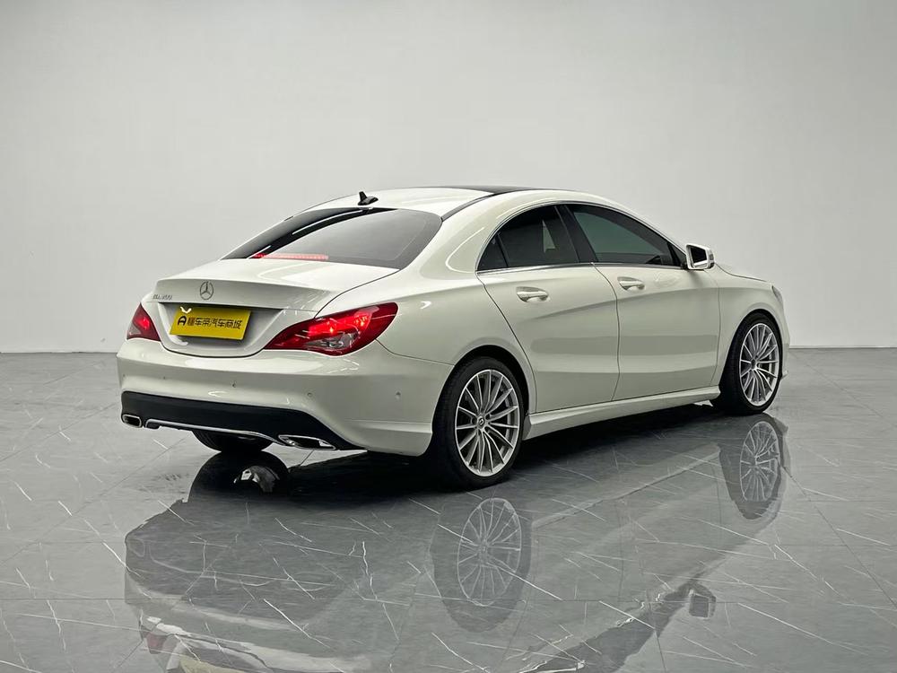 Mercedes-Benz Mercedes-Benz CLA (Import)