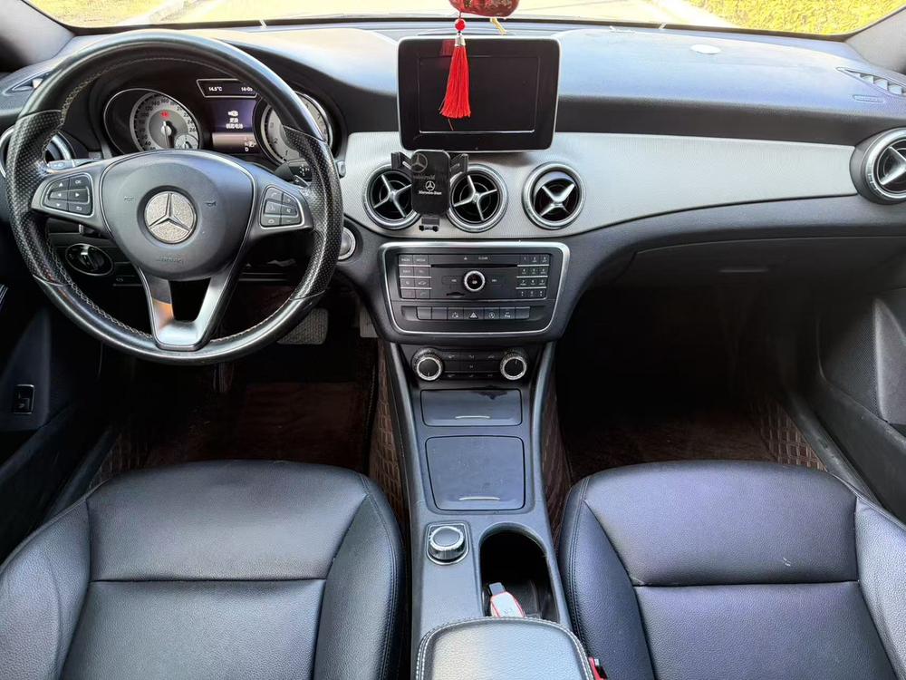 Mercedes-Benz Mercedes-Benz CLA (Import)