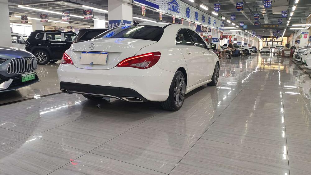 Mercedes-Benz Mercedes-Benz CLA (Import)