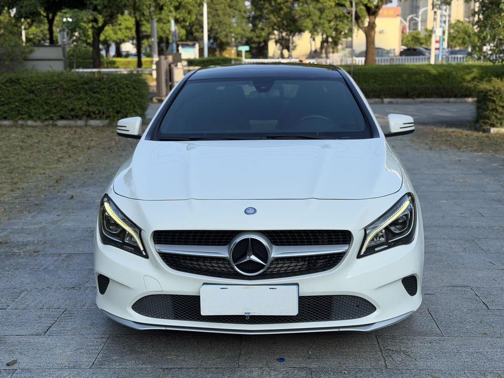 Mercedes-Benz Mercedes-Benz CLA (Import)
