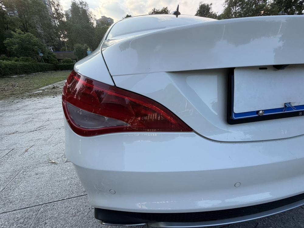 Mercedes-Benz Mercedes-Benz CLA (Import)