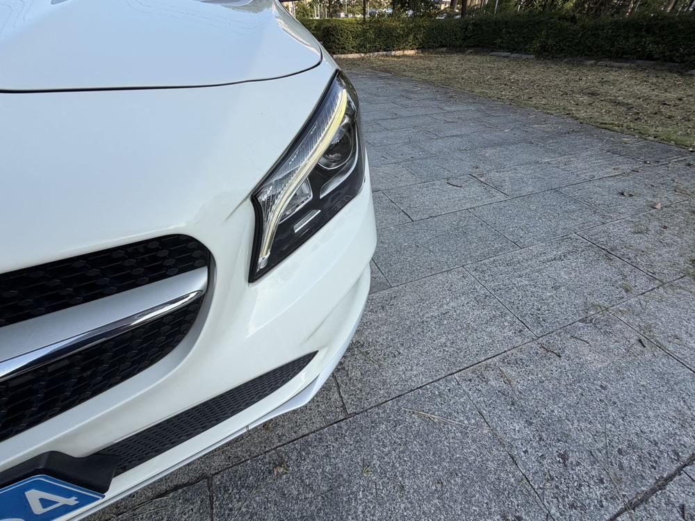 Mercedes-Benz Mercedes-Benz CLA (Import)