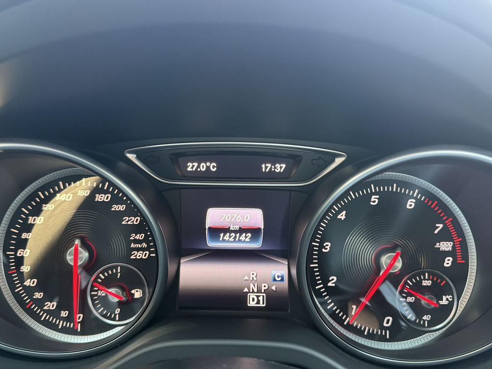 Mercedes-Benz Mercedes-Benz CLA (Import)