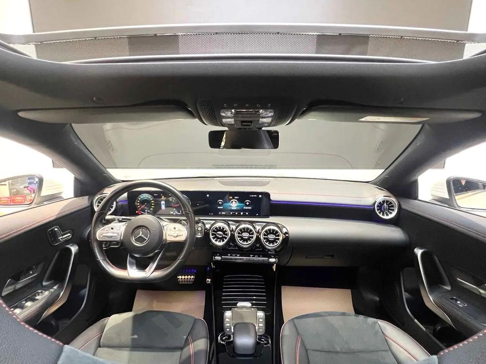 Mercedes-Benz Mercedes-Benz CLA (Import)