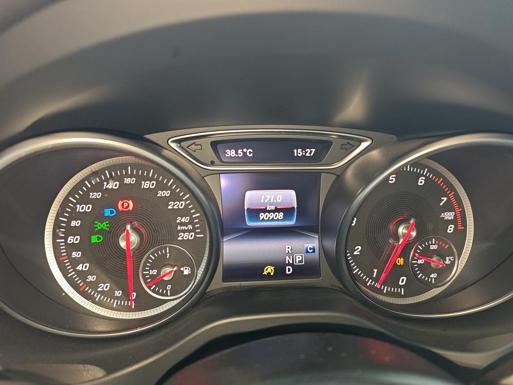 Mercedes-Benz Mercedes-Benz CLA (Import)