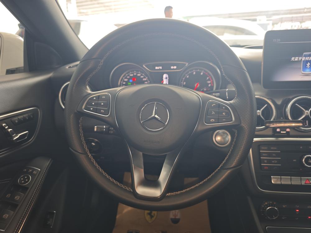 Mercedes-Benz Mercedes-Benz CLA (Import)